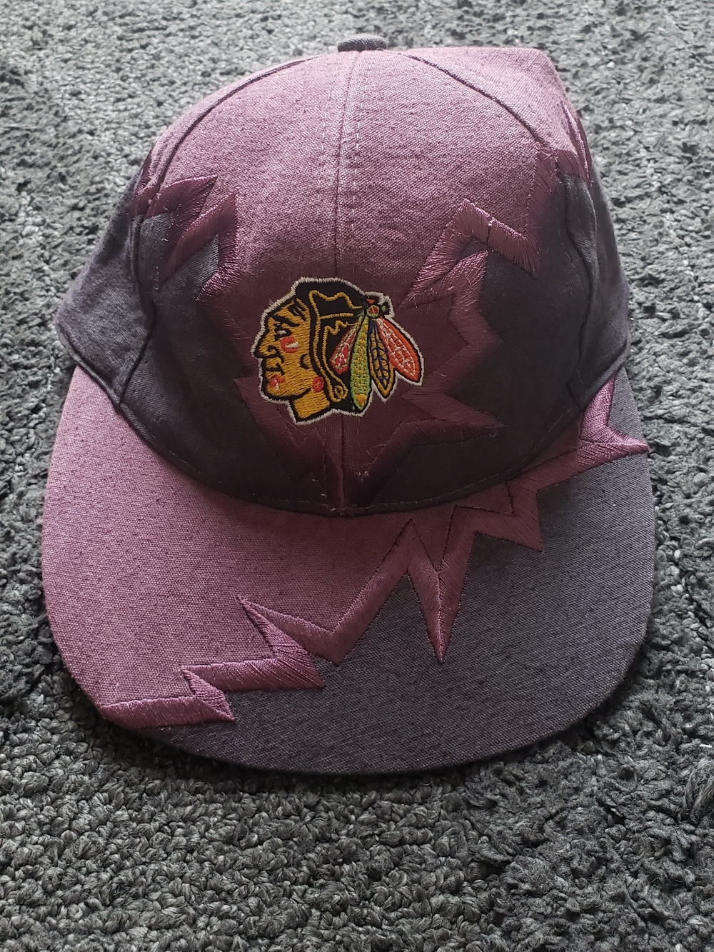 Vintage Embroidered Drew Pearson Chicago Blackhawks NHL Hat